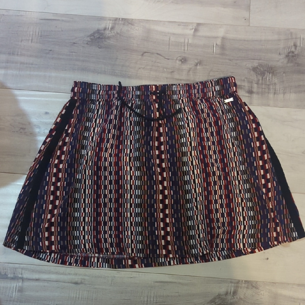 Armani Exchange Navy and Red Mini Skirt